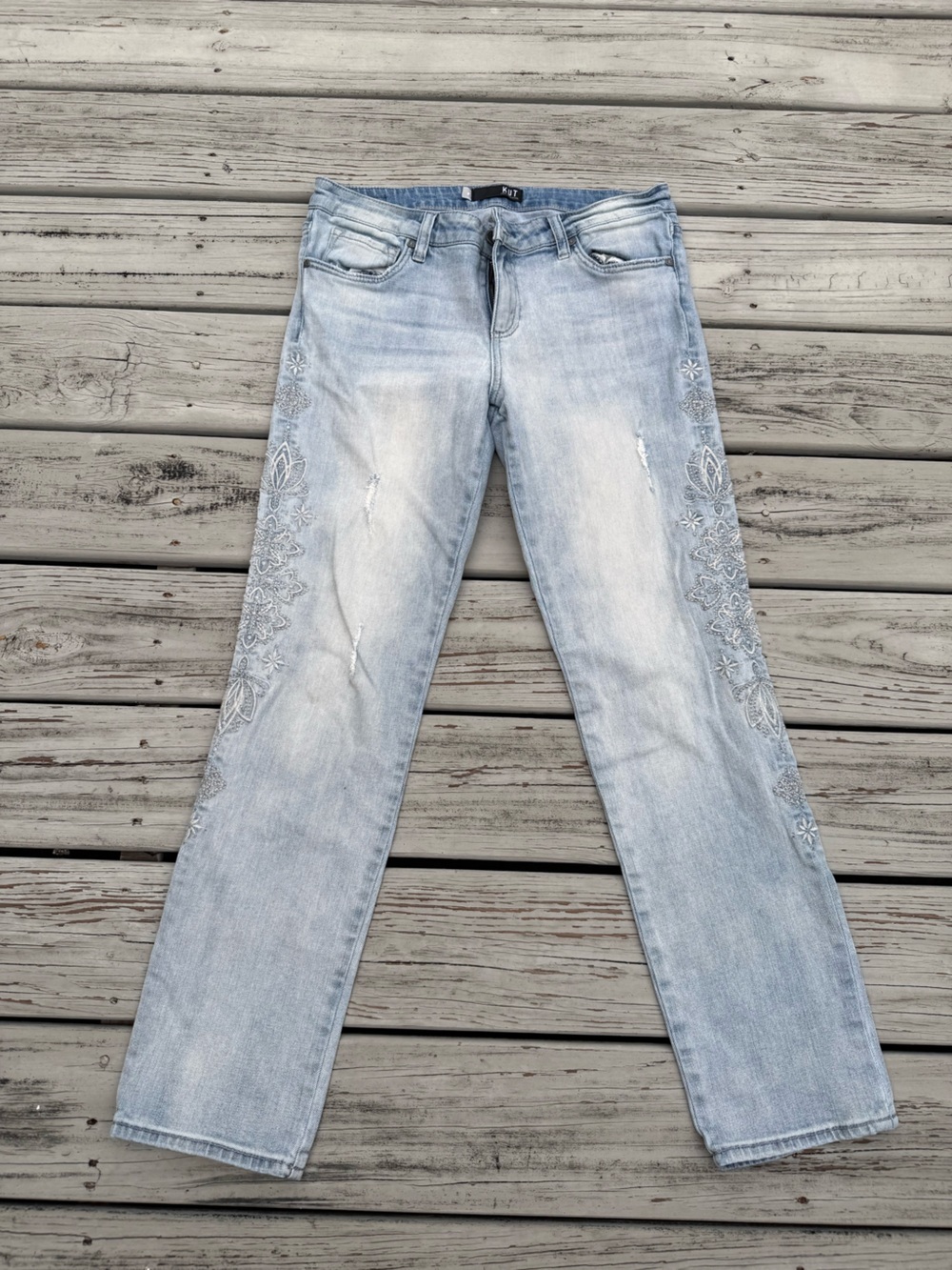 Kut from the Kloth Light Wash Straight Leg Jeans with Side Embroidery